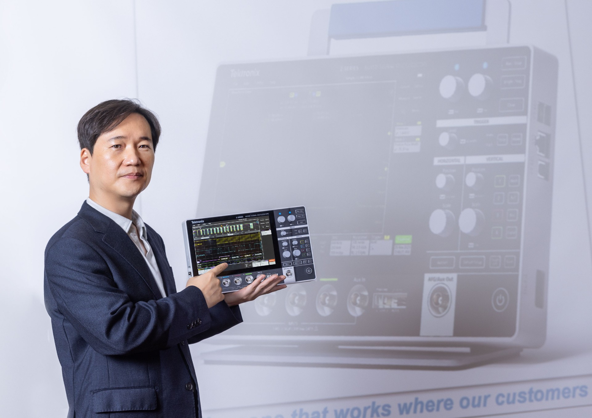 한국텍트로닉스 백남주 대표와 신제품 오실로스코프 ',2 시리즈 MSO',.jpg