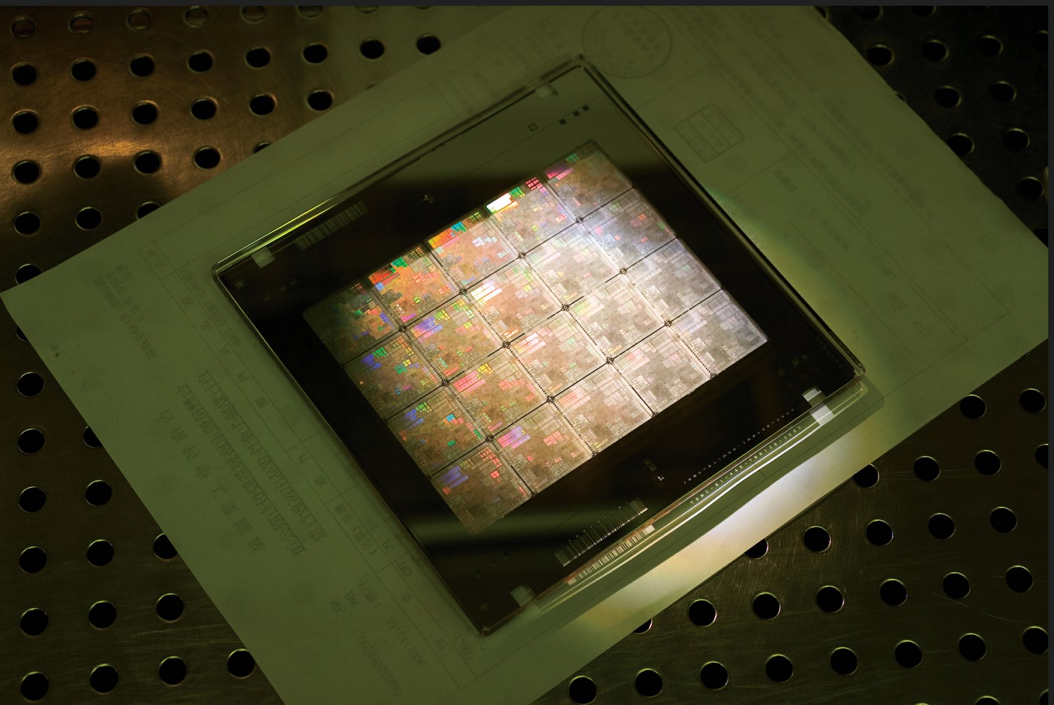 엔비디아, ASML·TSMC·시놉시스와 차세대 칩 제조를 위한 기반 구축.jpg