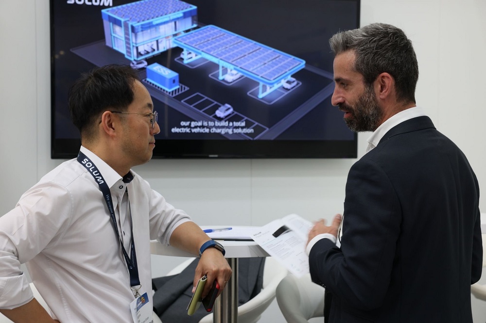 솔루엠 ',파워투드라이브’서 전기차 충전 인프라 선봬.JPG