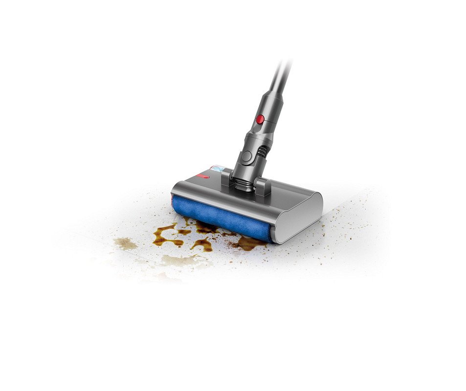 다이슨 V12s 디텍트 슬림 서브마린의 물 청소 헤드가 바닥의 오염물질을 닦아내는 모습.png