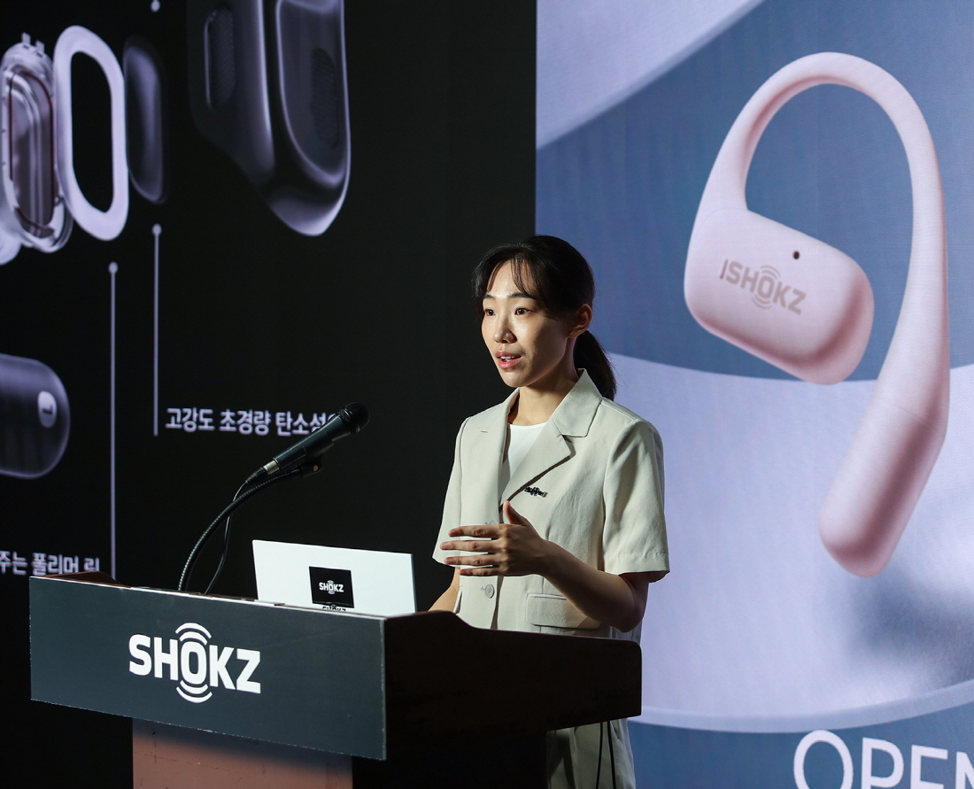 [사진 4] 발표 중인 한국 시장 마케팅 매니저 Freya(프레야).JPG