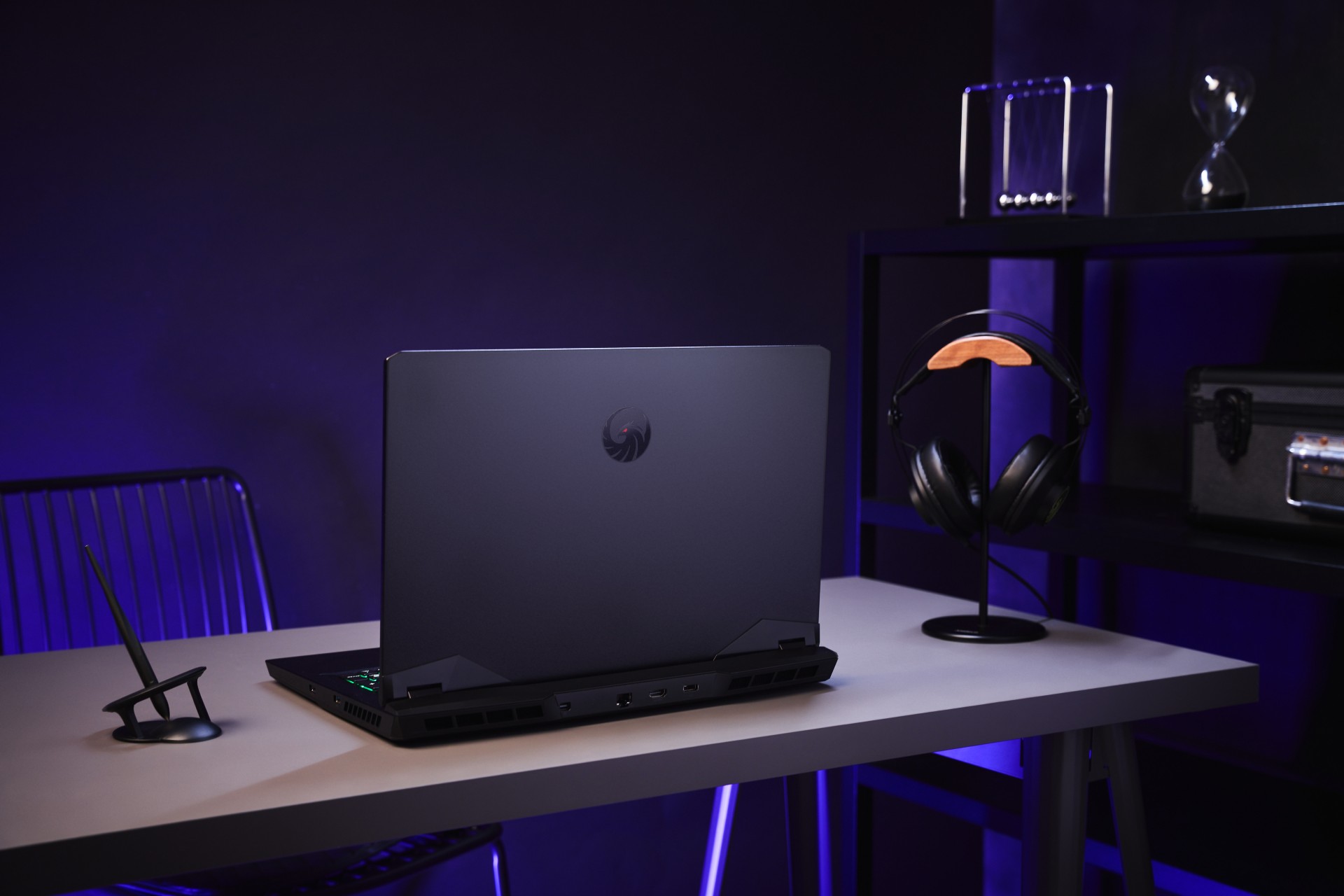 MSI 알파 17 C7VG-R9 QHD.jpg