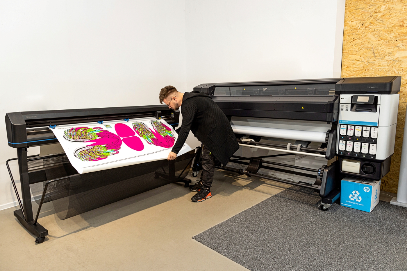 HP, 라텍스 프린터 630 시리즈 출시 모든 출력 업체에 화이트 잉크 프린터 접근성 높인다.jpg