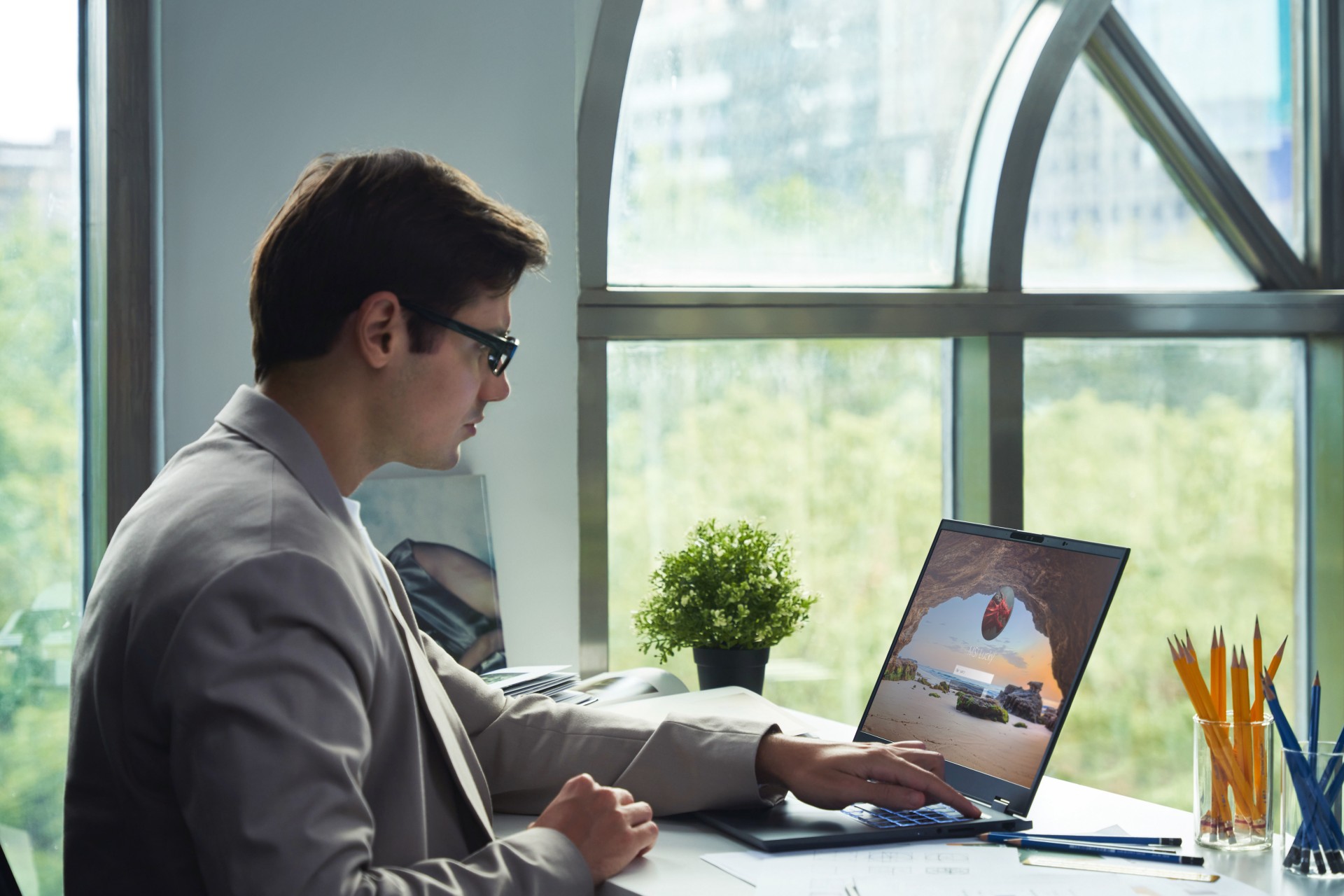 전문가를 위한 고성능 AI 노트북 MSI ',프레스티지 16 AI Studio', 출시(2).jpg