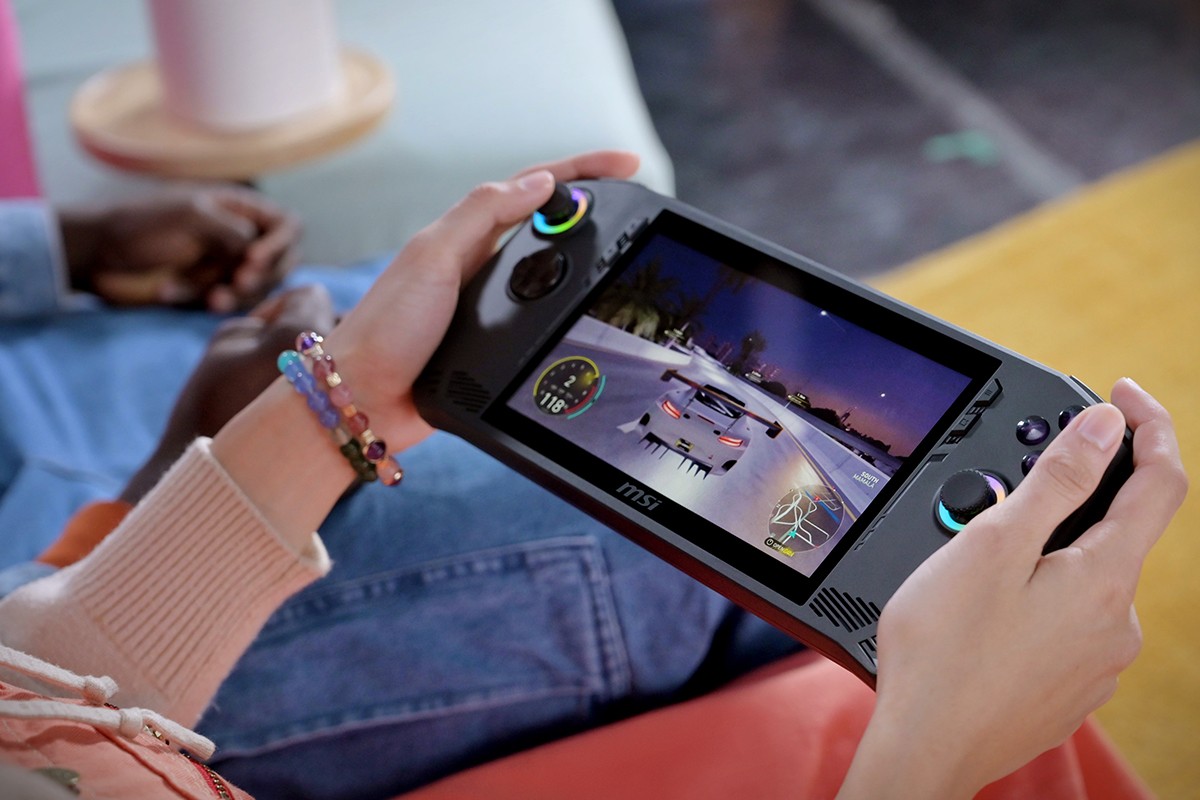 MSI 세계 최초 인텔 CPU 기반 게이밍 핸드헬드 ',클로', 출시(1).jpg