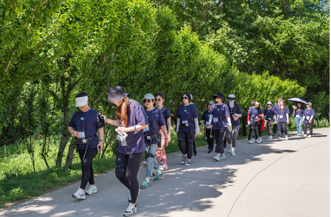 위로보틱스_위로보틱스와 우먼센스가 가정의 달을 맞아 서울 올림픽 공원에서 부모님과 함께하는 웨어러블 로봇 걷기대회를 개최했.png