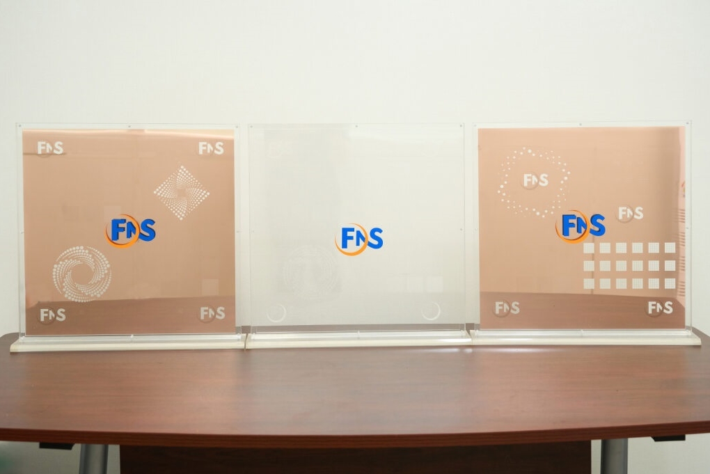 [사진자료] 에프앤에스전자 반도체 유리기판 제품 이미지 (2).jpg