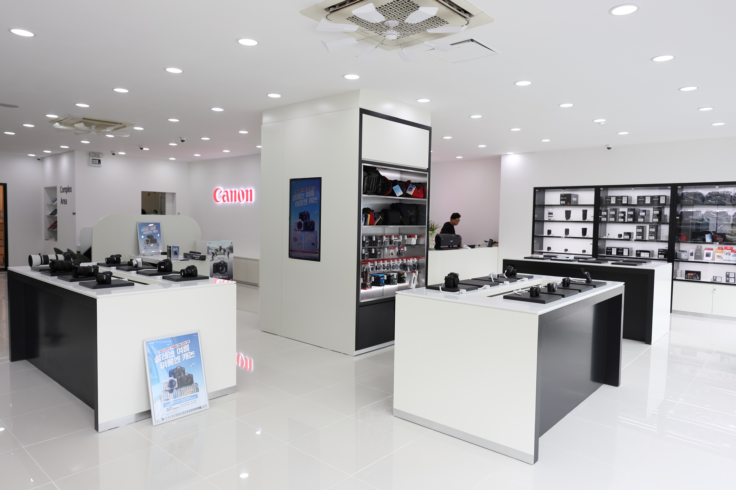 캐논코리아, 부산의 새로운 랜드마크 ‘캐논스토어 부산점’ 그랜드 오픈.JPG