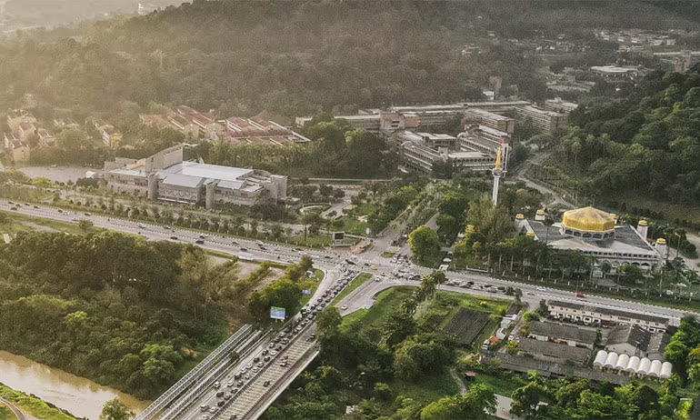 오라클, 말레이시아 AI 및 클라우드 컴퓨팅에 65억 달러 이상 투자한다.jpg