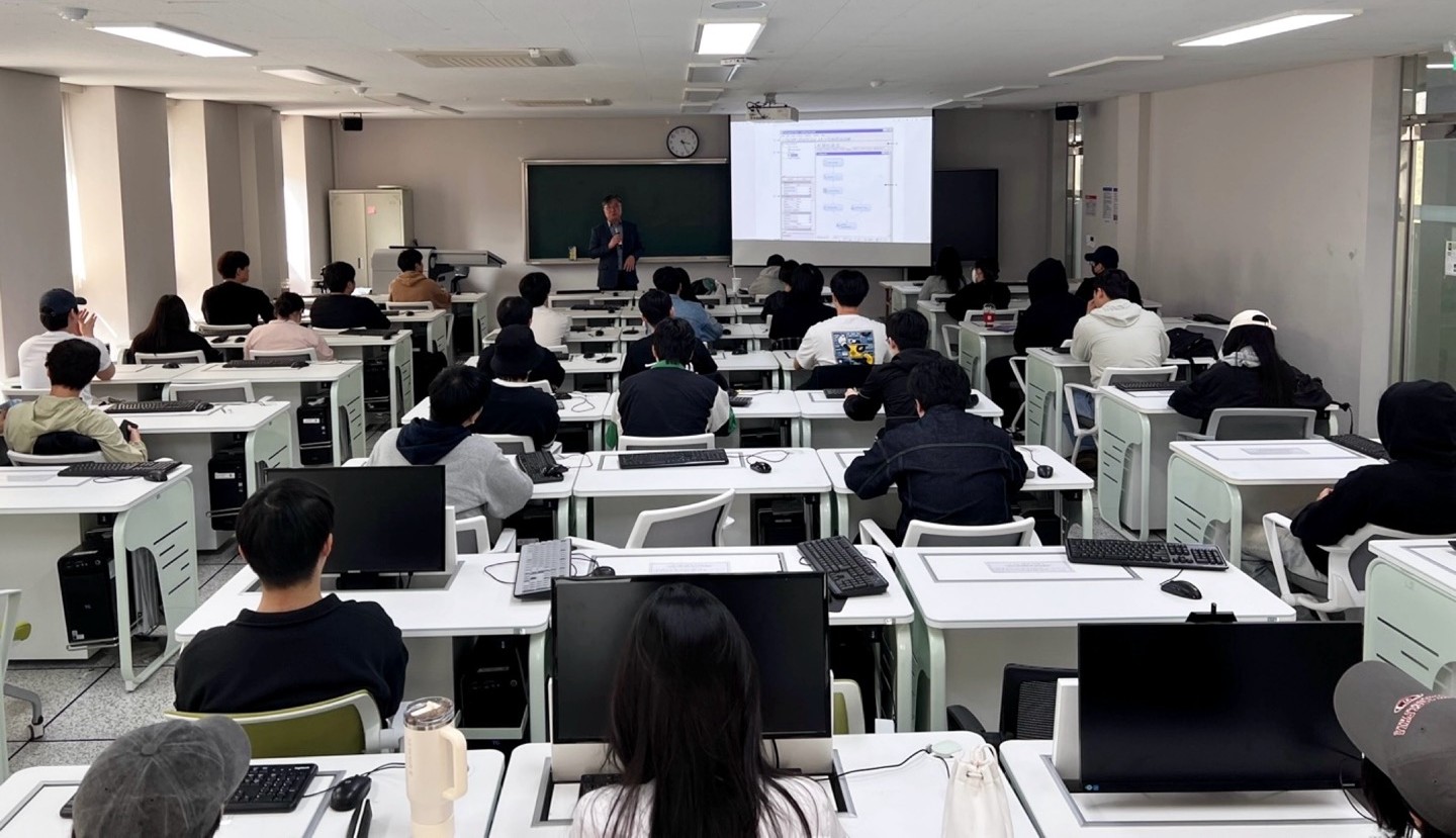 호서대학교 빅데이터AI학부 SAS프로그램 활용 교육 수업 현장.jpg