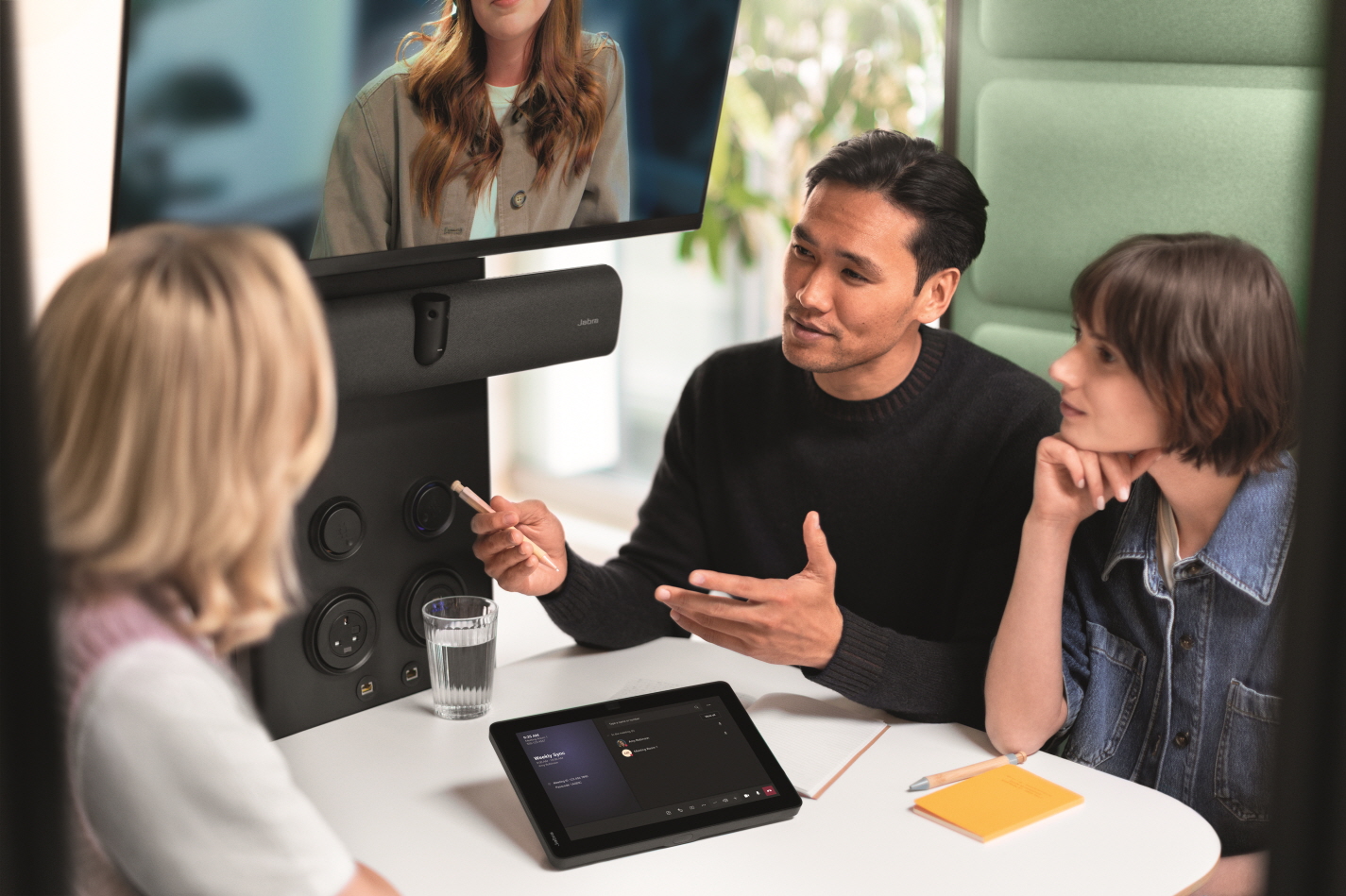 자브라, 소형 회의실 전용 비디오바 ‘파나캐스트 40 VBS’ 출시.jpg