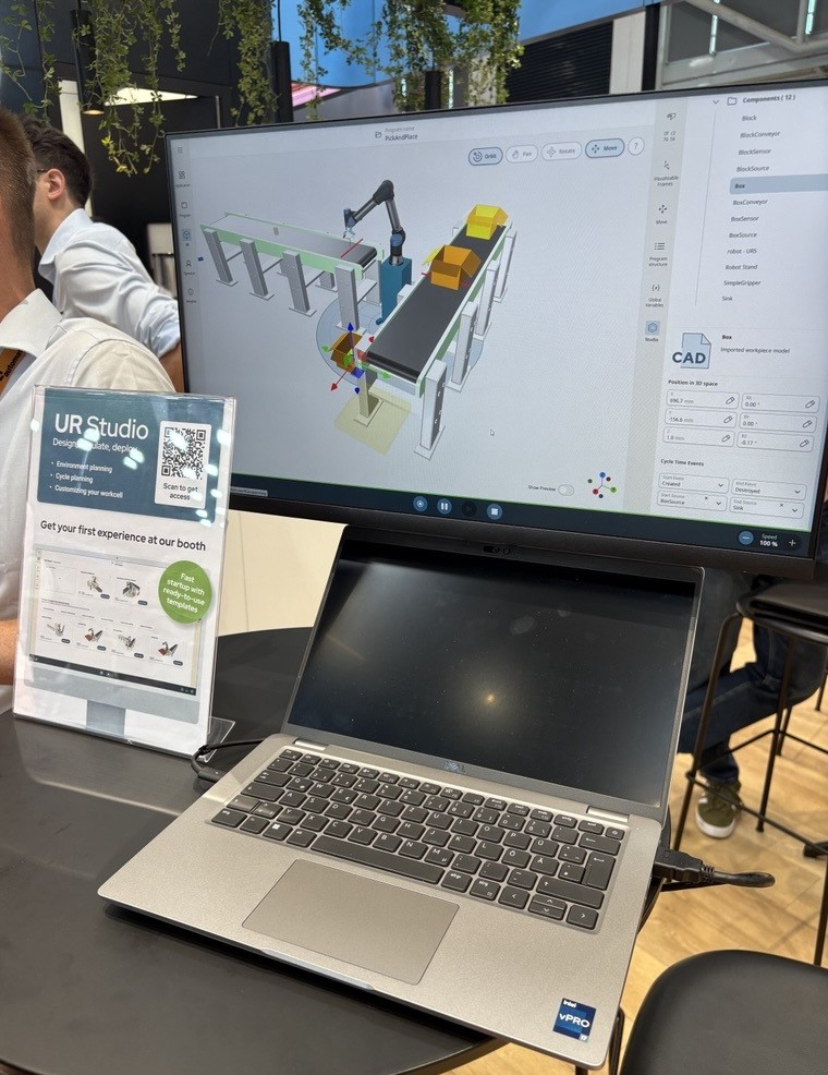 ‘유니버설 로봇(Universal Robots)’이 온라인 협동로봇 시뮬레이션 도구 ‘유니버설 로봇 스튜디오(UR Studio)’를 공개했다. (1).PNG