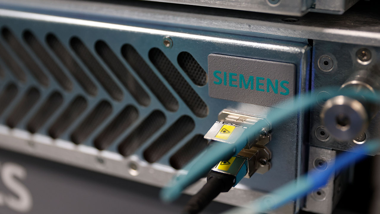 Arm, ‘네오버스 컴퓨팅 서브 시스템’ 검증 위해 ‘지멘스 Veloce CS’ 채택.jpg