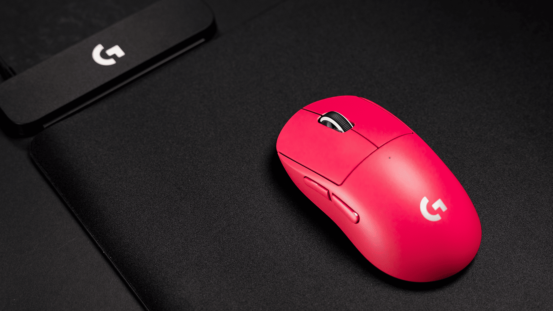 [사진 2] 로지텍, ‘PRO X SUPERLIGHT 2c’ 무선 게이밍 마우스.png