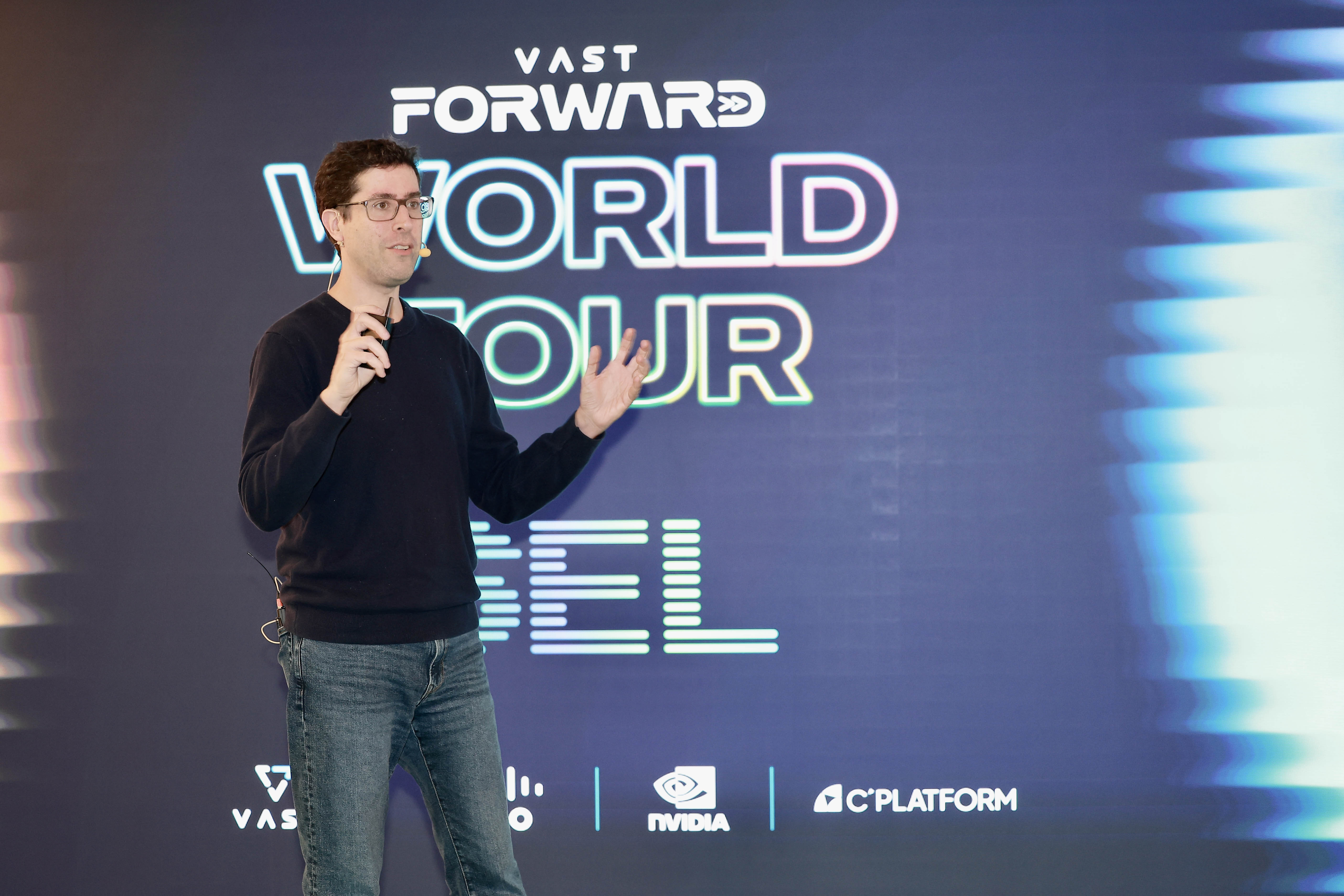 배스트 데이터_레넌 할락 CEO.jpg