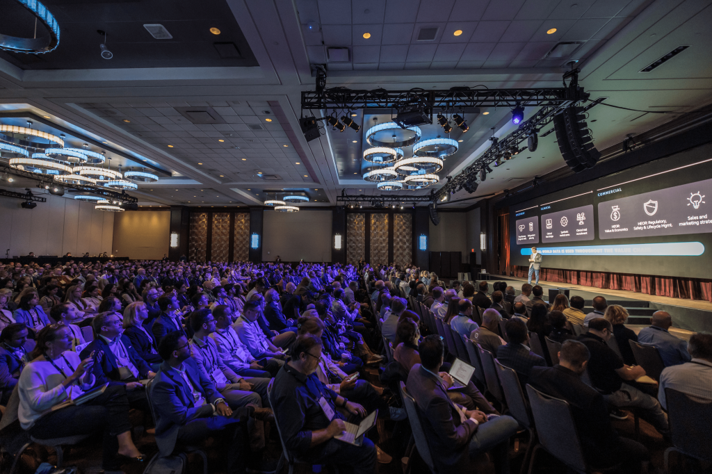 1K솔트웨어, AWS 컨테이너 운영 전략 세미나 개최…ECS·EKS 운영 모델 소개2 (2).png